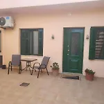 Creta Home In Heraklion Center 1